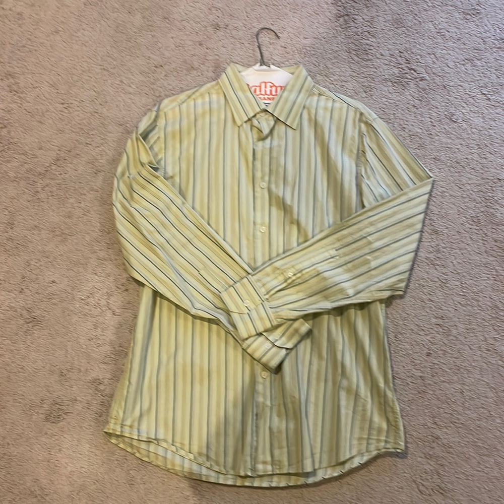 Long Sleeve Large Button Down Shirt. International Concepts. Excellent Condition